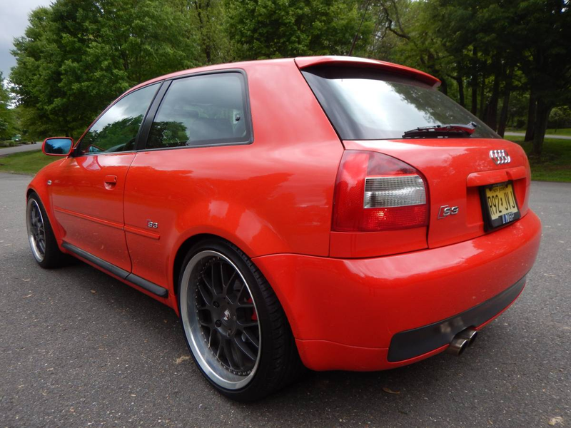 Illustration for article titled At $23,900, Does This Gray-Market 2001 Audi S3 Have You Seeing Red?